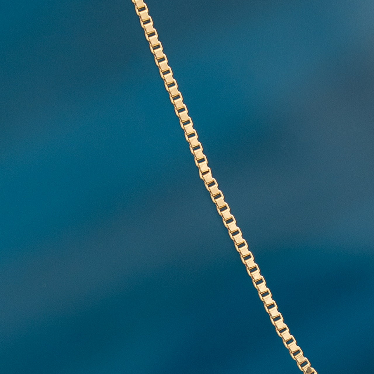 Cadena veneciana (65cm + 1,5mm) + Virgen Milagrosa