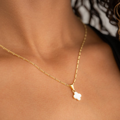 Cadena 3*1 45cm + Conjunto Clover Blanco.