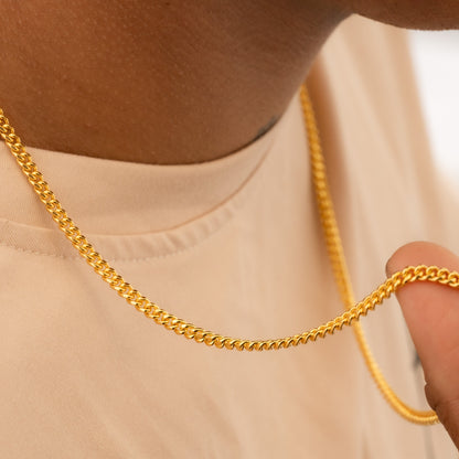 Cadena Cubana Plana 2.5 mm 65 Cms  +  Dije San Benito